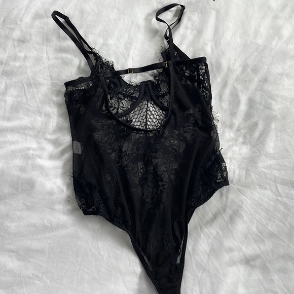 Lace Bodysuit ✨Festival Season✨ - Picture 2 of 2